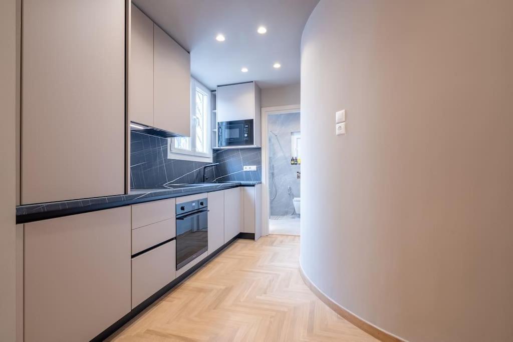 Urban Elegance In Kolonaki Apartment Athens Exterior photo