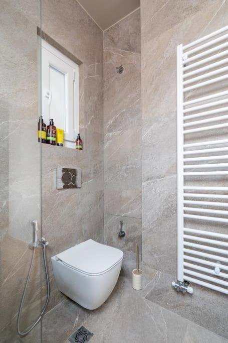 Urban Elegance In Kolonaki Apartment Athens Exterior photo