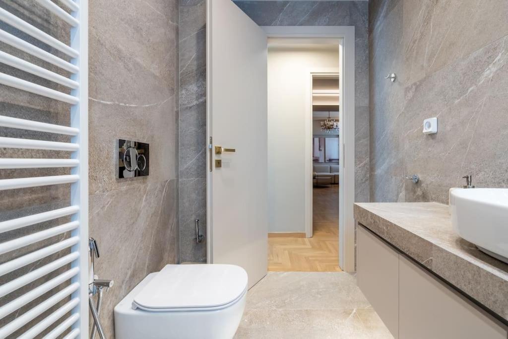 Urban Elegance In Kolonaki Apartment Athens Exterior photo