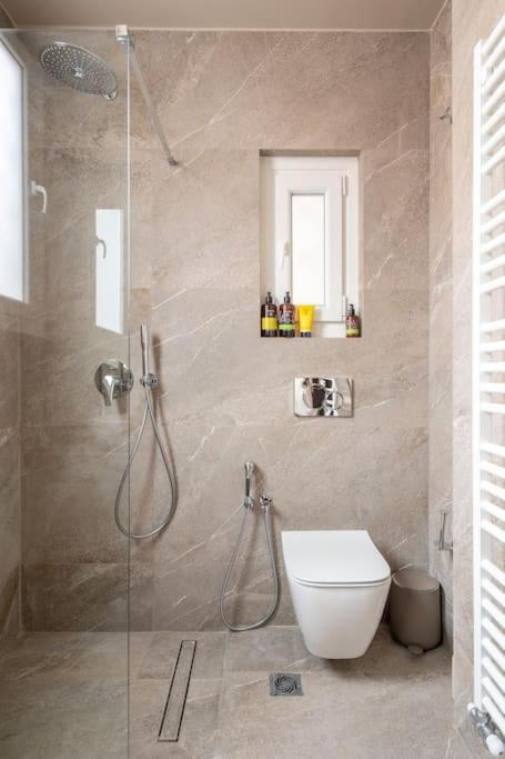 Urban Elegance In Kolonaki Apartment Athens Exterior photo